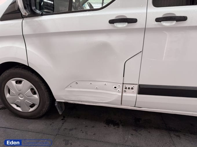2025 Ford Transit Custom