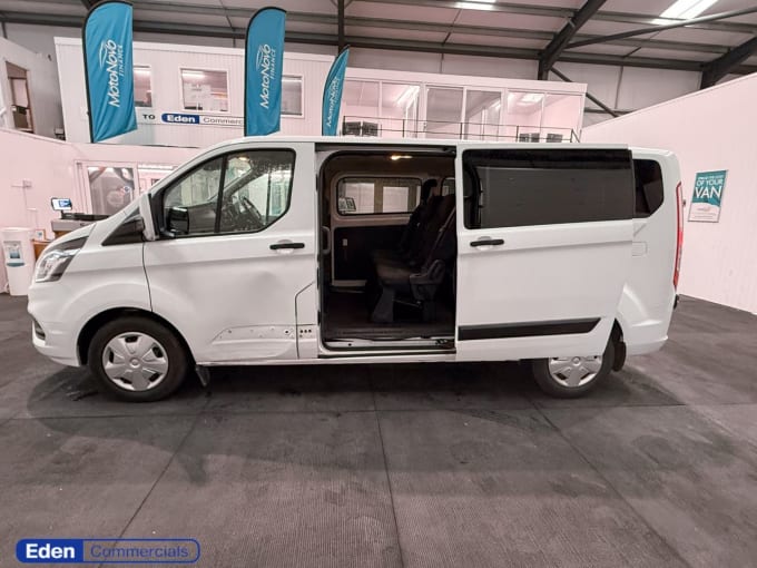 2025 Ford Transit Custom