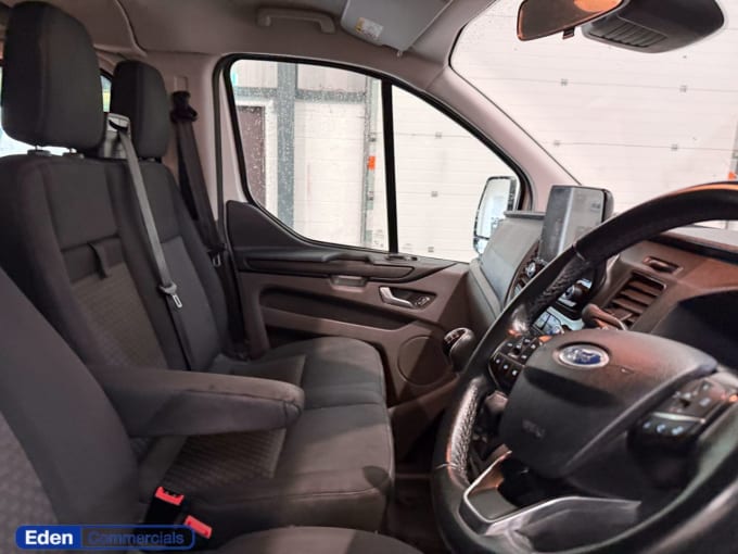 2025 Ford Transit Custom