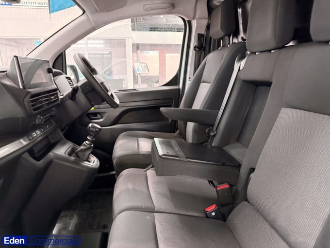 2025 Vauxhall Vivaro