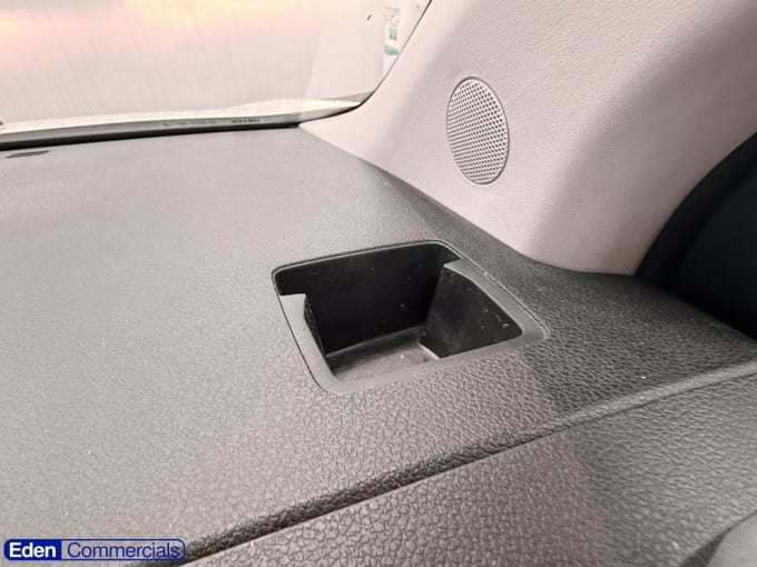 2025 Vauxhall Vivaro