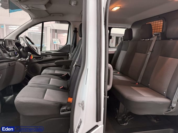 2025 Ford Transit Custom
