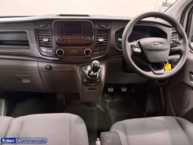 2025 Ford Transit Custom