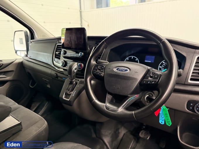 2025 Ford Transit Custom