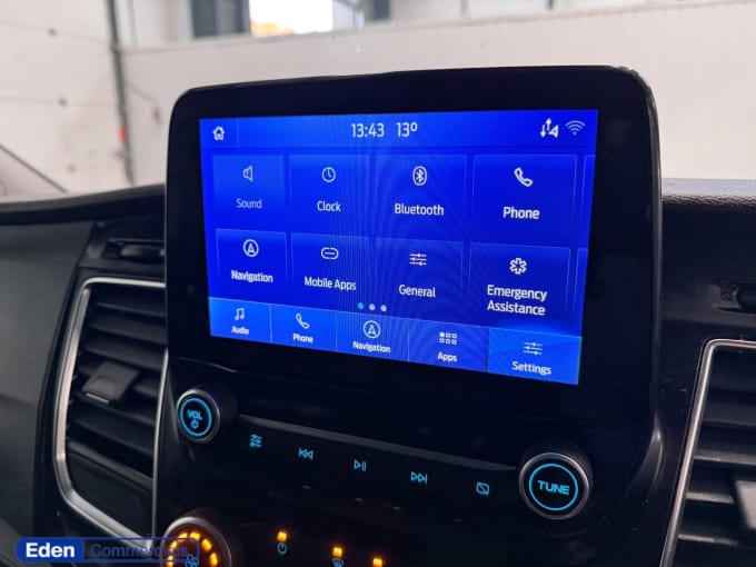 2025 Ford Transit Custom