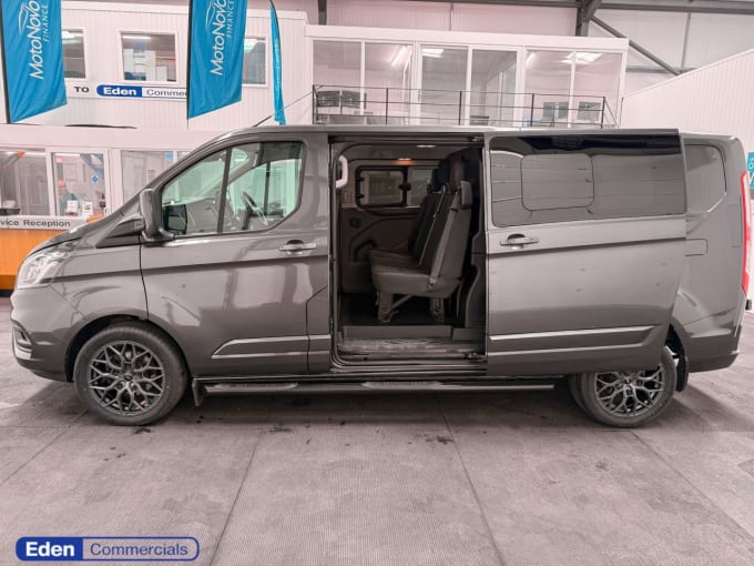 2025 Ford Transit Custom