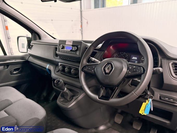 2025 Renault Trafic