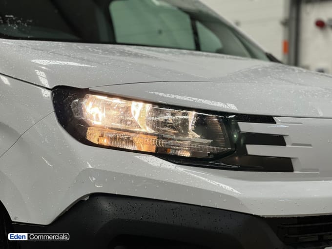 2025 Peugeot Partner