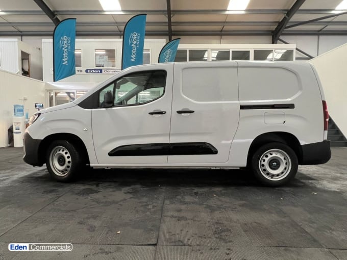 2025 Peugeot Partner