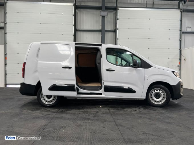 2025 Peugeot Partner