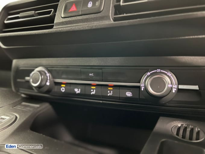 2025 Peugeot Partner