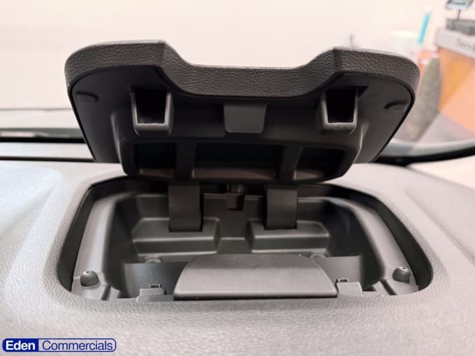 2025 Renault Trafic