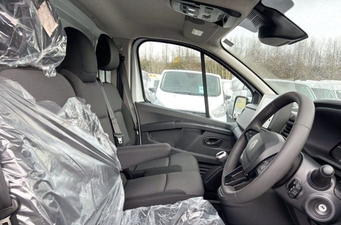 2025 Renault Trafic