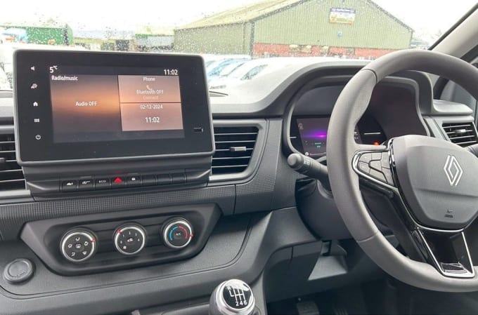 2025 Renault Trafic