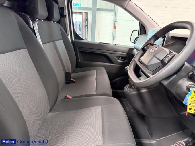 2025 Vauxhall Vivaro