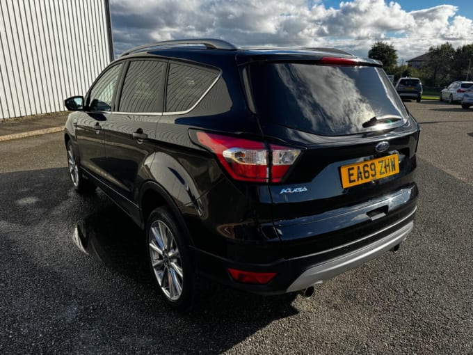 2025 Ford Kuga