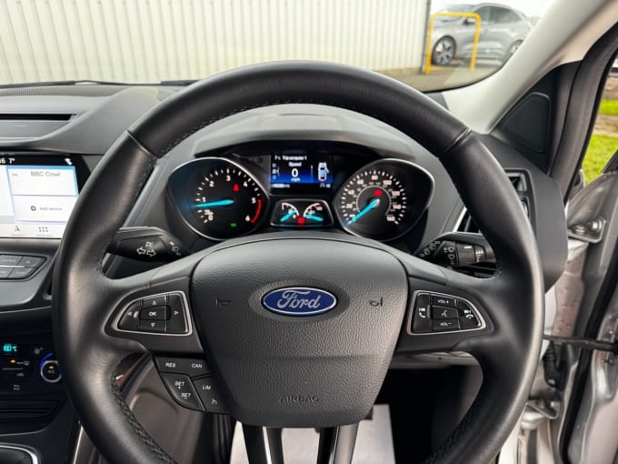 2025 Ford Kuga