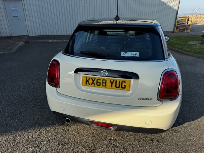 2025 Mini Hatch