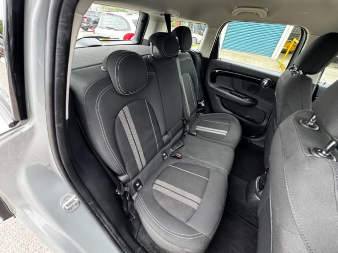 2025 Mini Countryman