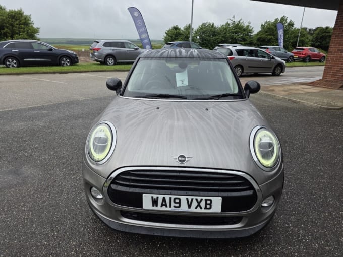 2025 Mini Hatch