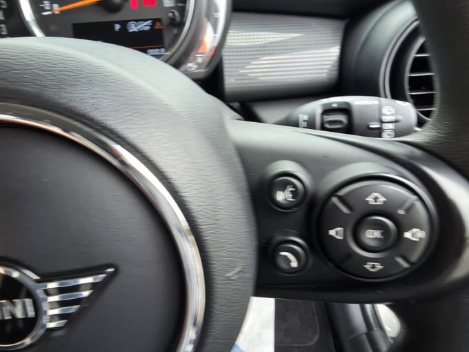 2025 Mini Hatch