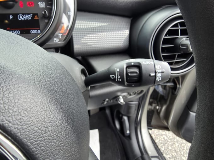 2025 Mini Hatch