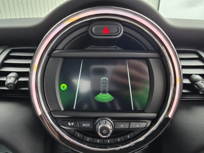 2025 Mini Hatch