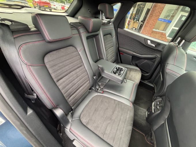 2025 Ford Kuga