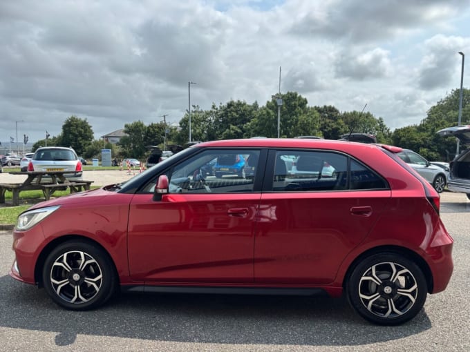 2020 Mg Mg 3