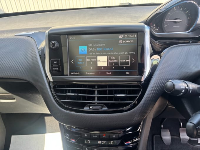 2025 Peugeot 2008