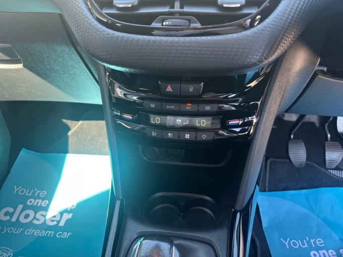 2025 Peugeot 2008