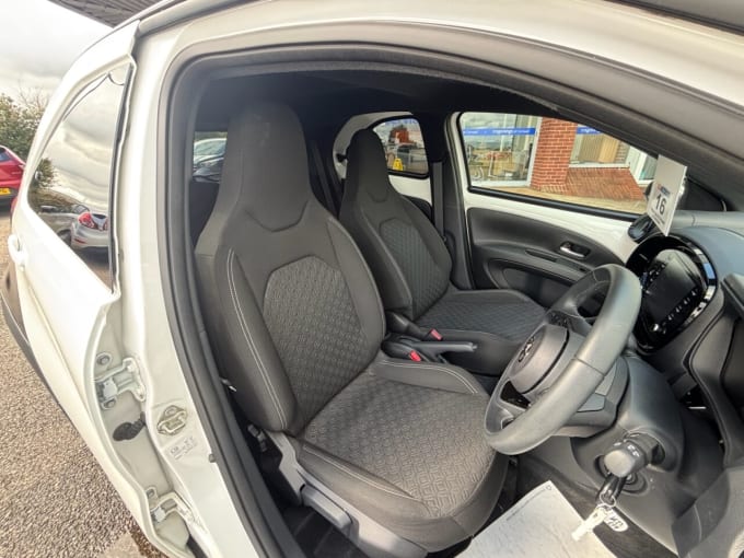 2025 Toyota Aygo X