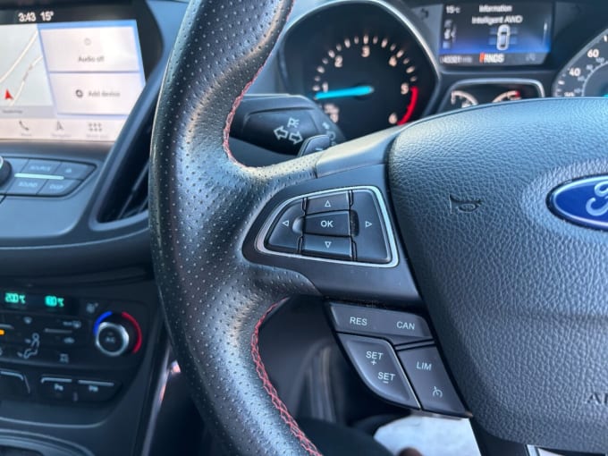 2025 Ford Kuga