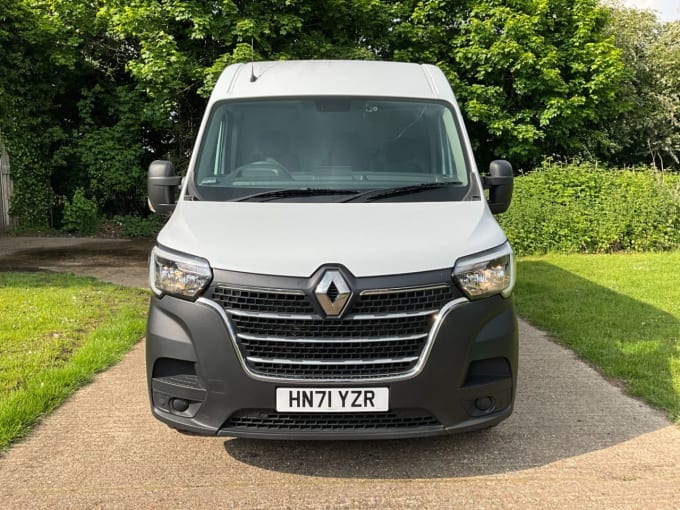 2024 Renault Master