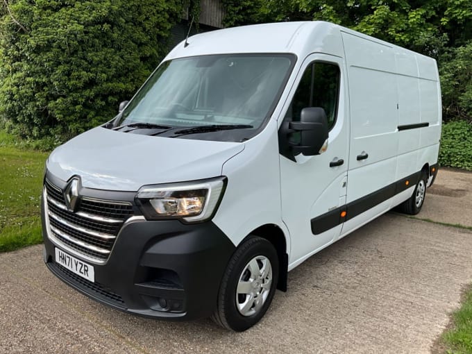 2024 Renault Master