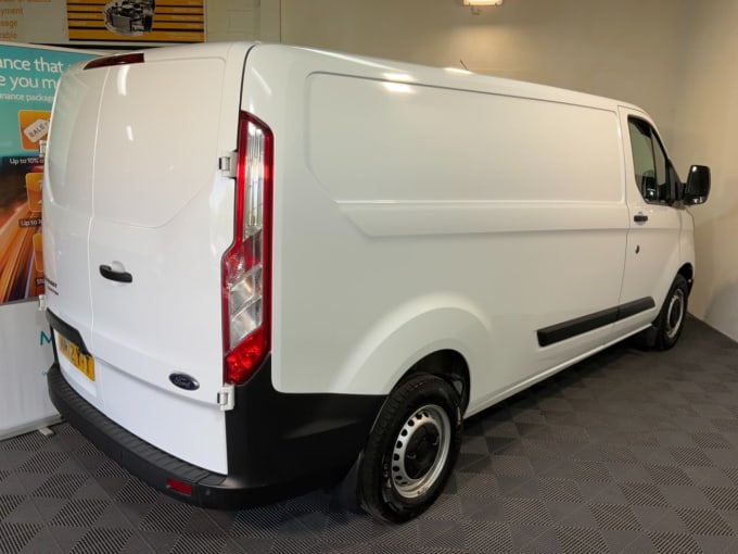 2024 Ford Transit Custom