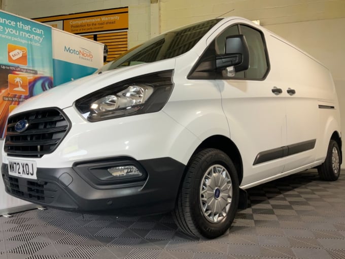 2024 Ford Transit Custom