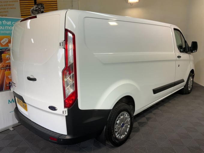 2024 Ford Transit Custom