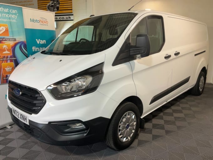 2024 Ford Transit Custom