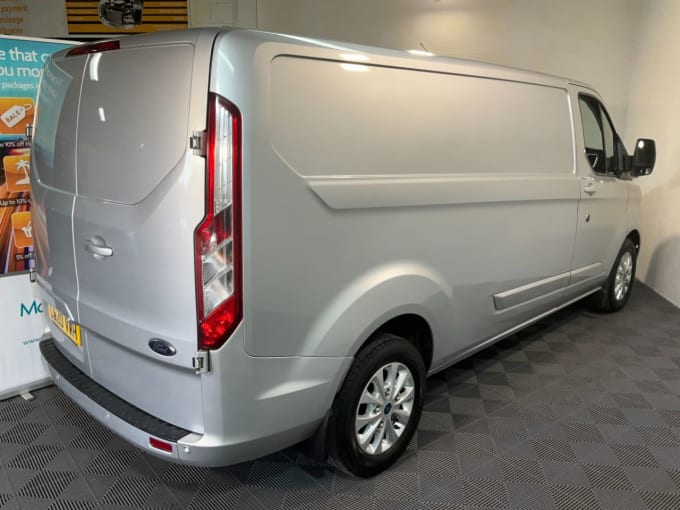 2024 Ford Transit Custom