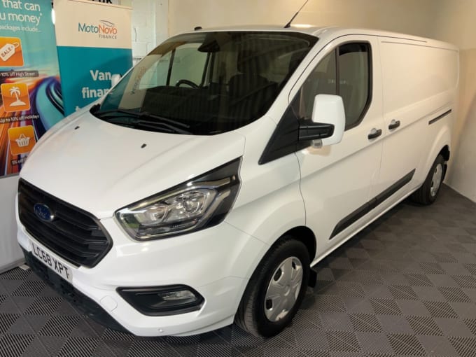 2024 Ford Transit Custom