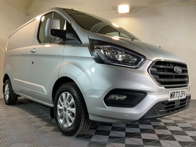 2024 Ford Transit Custom