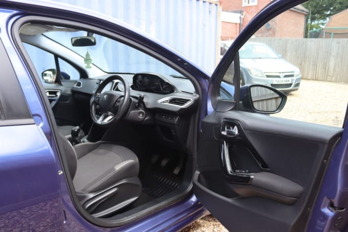 2025 Peugeot 208
