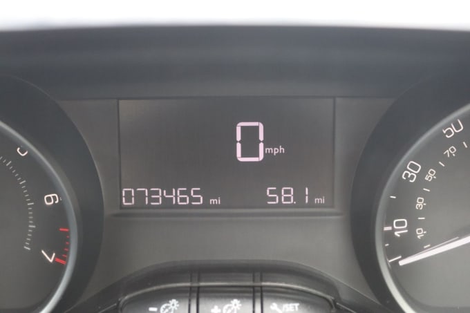 2025 Peugeot 208