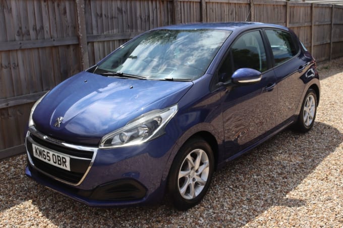 2025 Peugeot 208