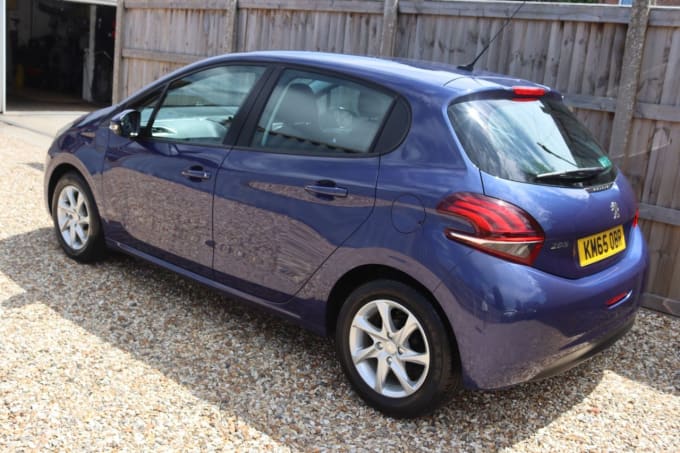 2025 Peugeot 208