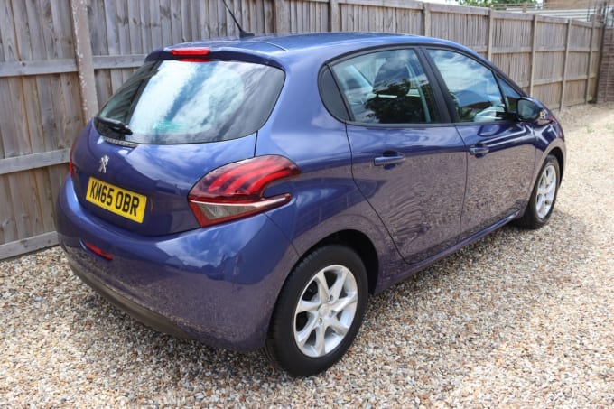 2025 Peugeot 208