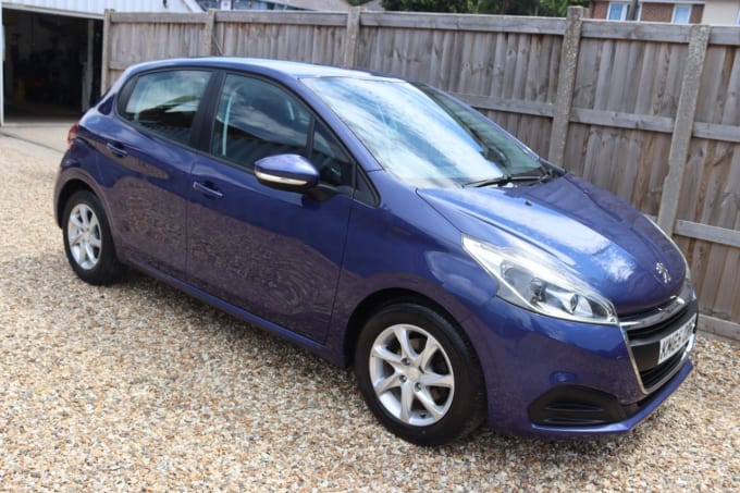 2025 Peugeot 208