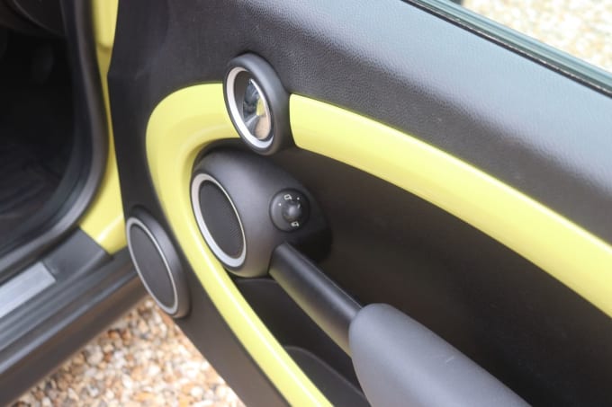 2025 Mini Convertible