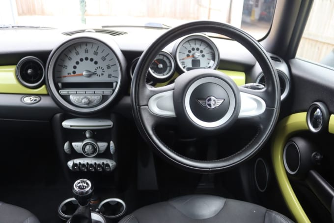 2025 Mini Convertible